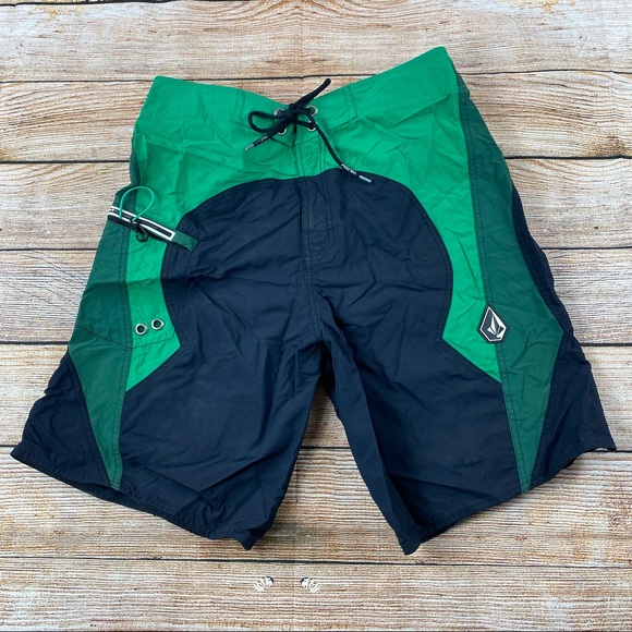 Volcom Board Shorts Men Size 31 Swim Trunks - Picture 1 of 9